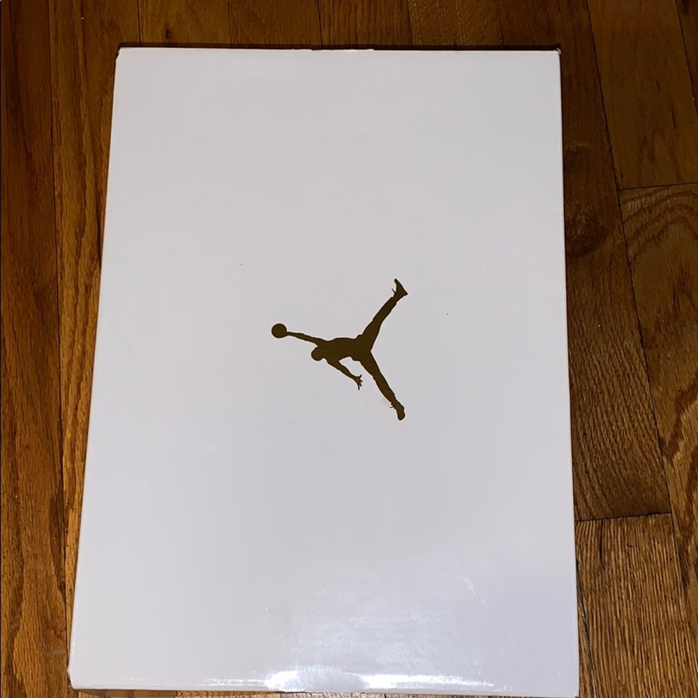 COPY - Women’s air Jordan retro 12